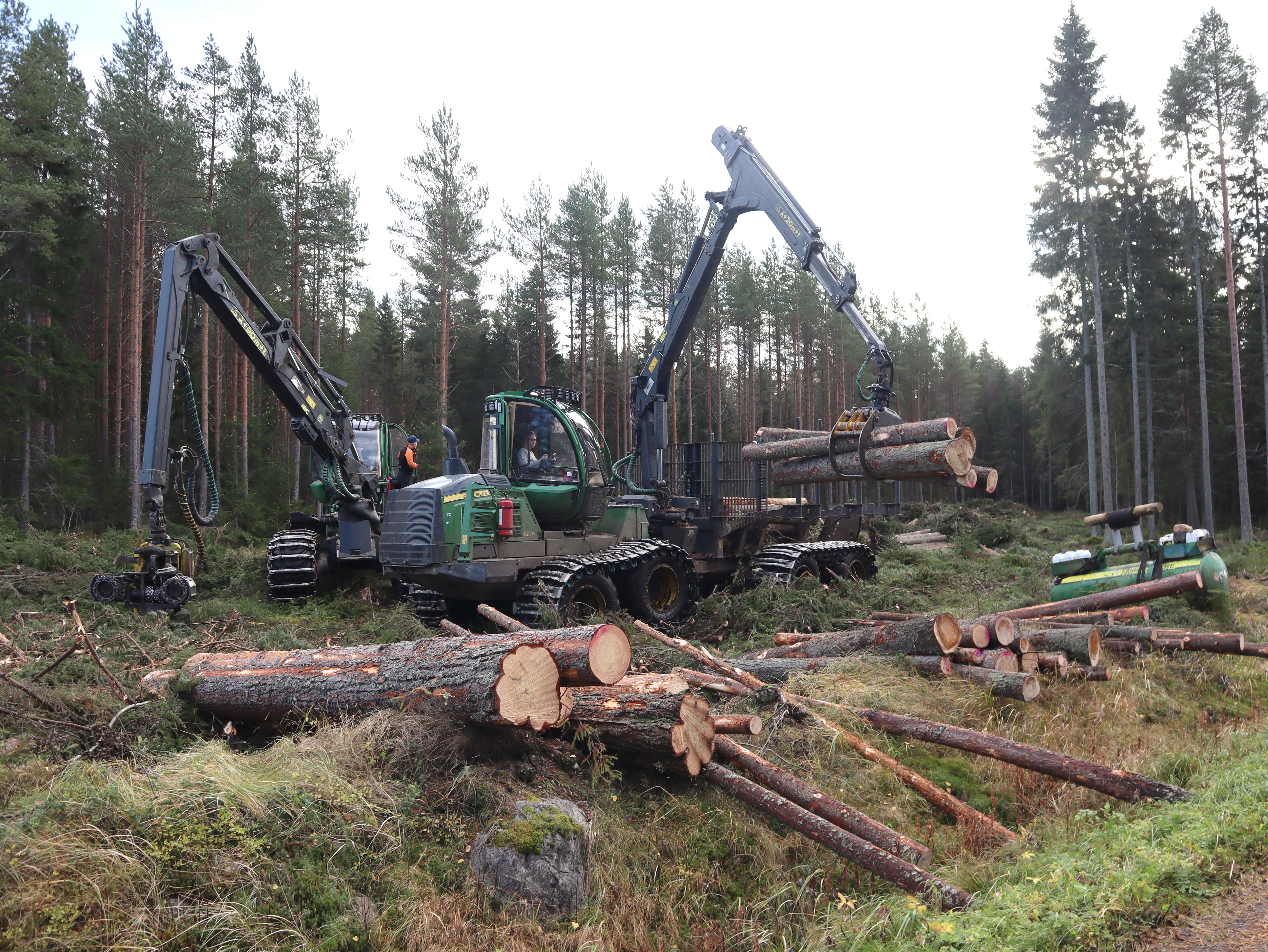 SLC - Skogsmaskinforare 1 B Webben